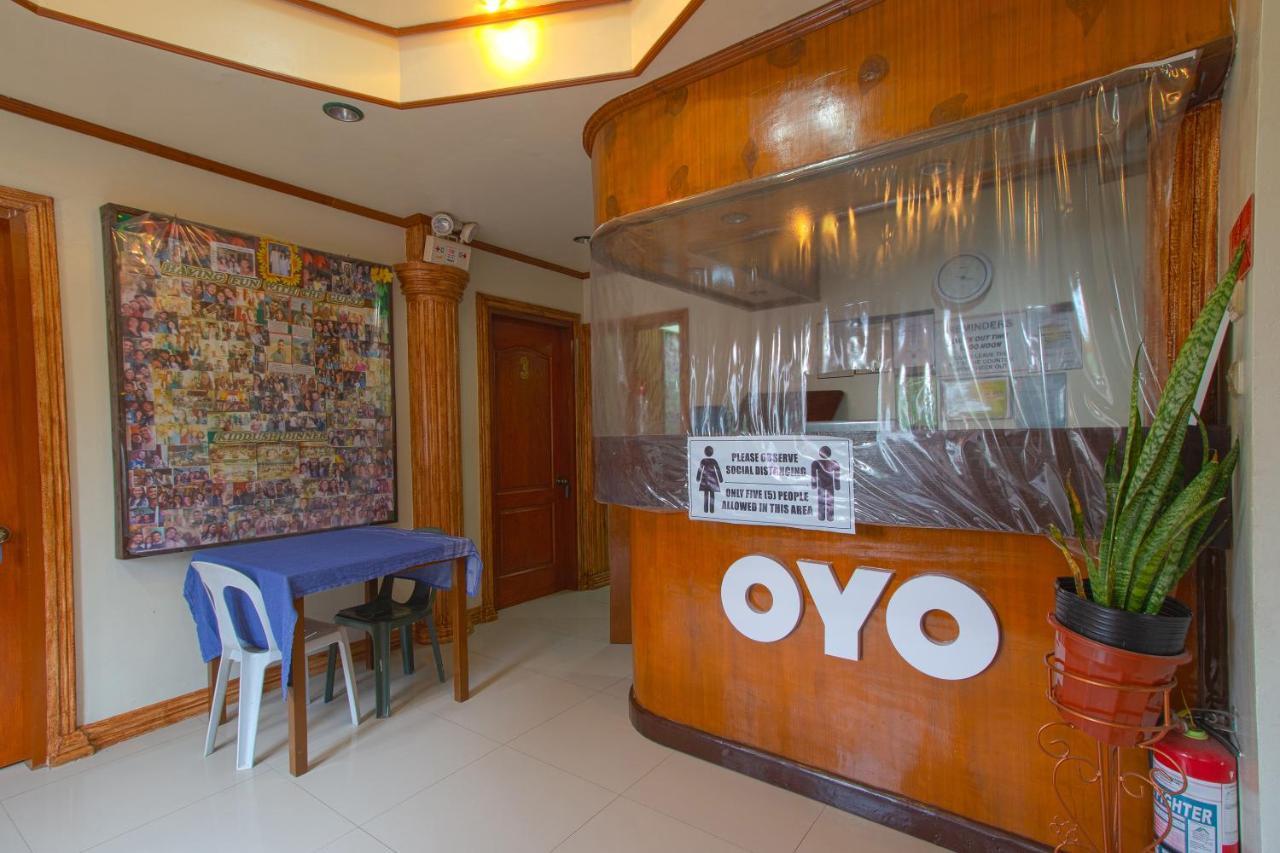 Oyo 788 Lisa'S Guesthouse Моалбоал Экстерьер фото