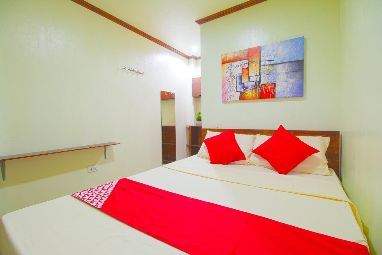 Oyo 788 Lisa'S Guesthouse Моалбоал Экстерьер фото